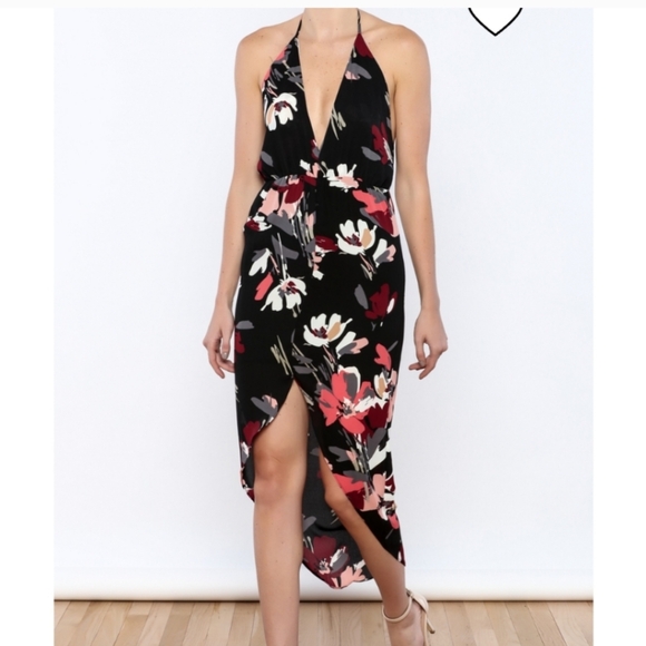 Olivaceous halter dress black & red floral size small - Picture 11 of 11